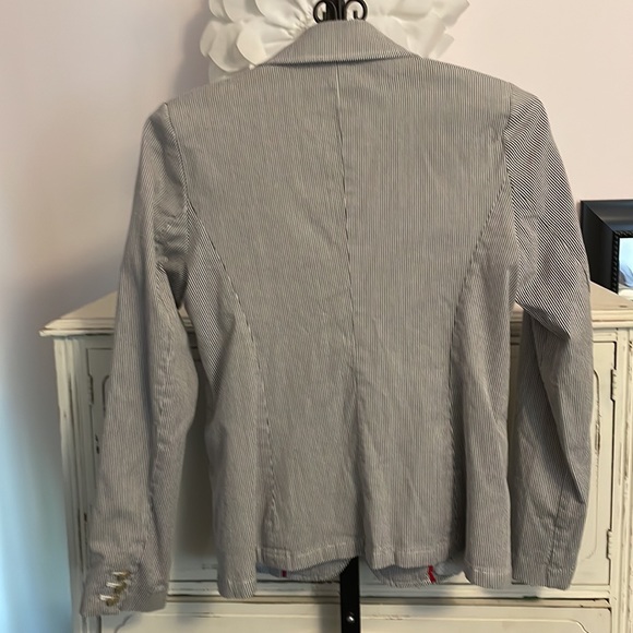 Tommy Hilfiger pinstriped blazer, size medium - Picture 3 of 3